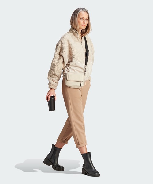 adidas（アディダス）の「コーデュロイ フリースミックス ジャケット