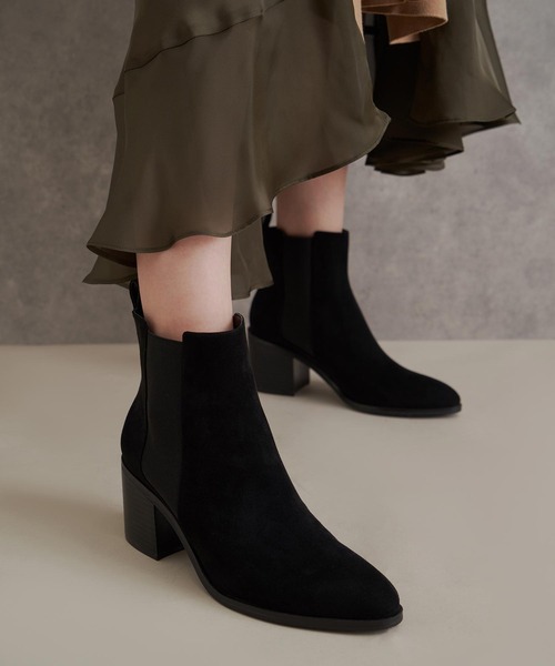 CHARLES & KEITH（チャールズ & キース）の「ブロックヒール