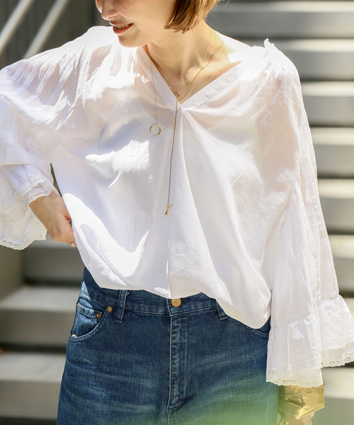 Deuxieme Classe（ドゥーズィエムクラス）の「*Feminine ブラウス