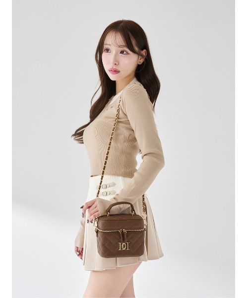 Darich（ダーリッチ）の「【ゴールドパーツ】キルティングスクエアミニ