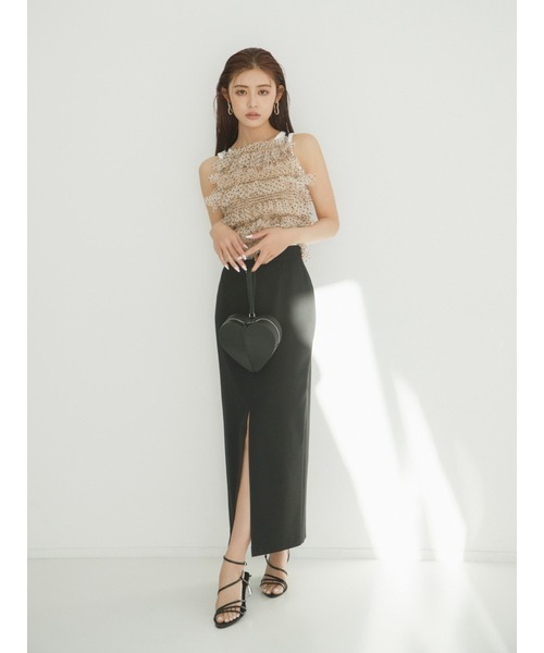 LILY BROWN（リリーブラウン）の「チュールラッフルフリルトップス