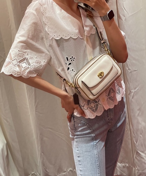 COACH（コーチ）の「ウィロウ カメラ バッグ カラーブロック