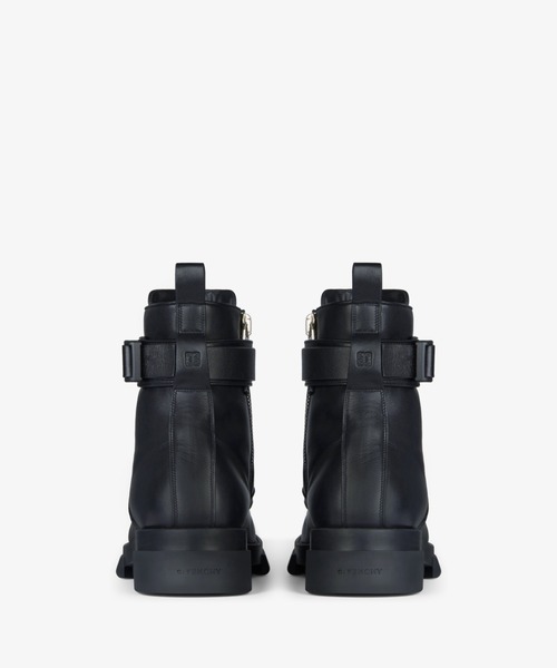 GIVENCHY（ジバンシイ）の「Terra boots in leather with 4G buckle