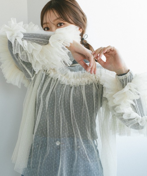ECREL（エクレール）の「ドットチュールフリルブラウス（シャツ