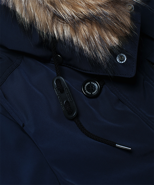 NANO universe（ナノユニバース）の「西川ダウン N-3B（ダウン