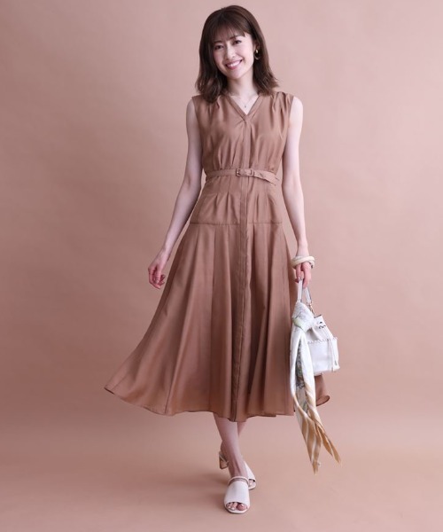 Apuweiser-riche（アプワイザーリッシェ）の「洗えるシアーシャツ