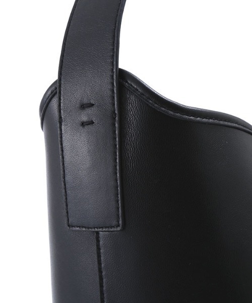 ETRE TOKYO（エトレトウキョウ）の「【再入荷！】ラムレザーバケット