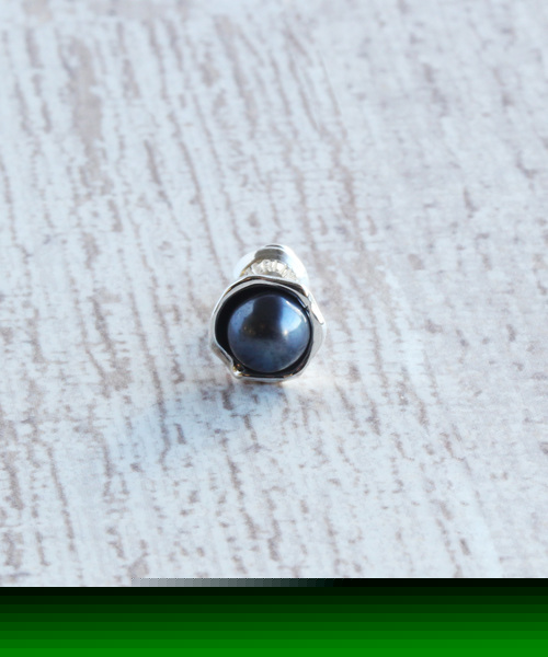 ブラックパールピアス（ピアス（片耳用））｜e.m.（イーエム）の