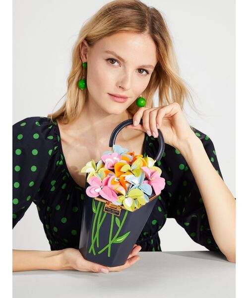 kate spade new york（ケイトスペード ニューヨーク）の「イン