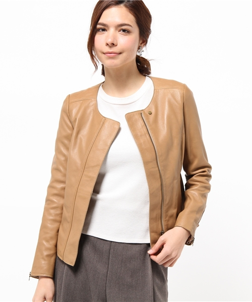 allureville（アルアバイル）の「レザークルーネックライダース