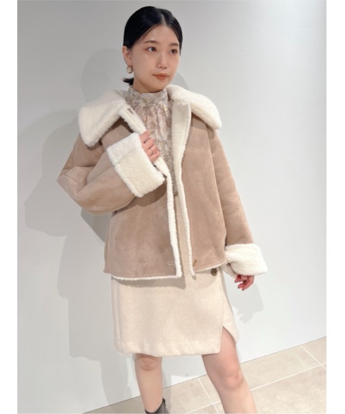 LILY BROWN（リリーブラウン）の「バリエーションショートボアコート