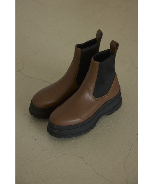 BLACK BY MOUSSY（ブラックバイマウジー）の「side gore boots