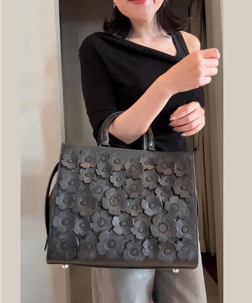 COACH（コーチ）の「ローグ バッグ・ティー ローズ（ショルダーバッグ