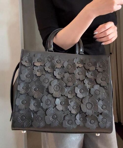 COACH（コーチ）の「ローグ バッグ・ティー ローズ（ショルダーバッグ