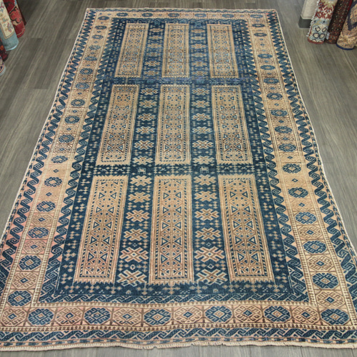 藍色が美しいトルクメン手織り絨毯 アンティークラグ 草木染め