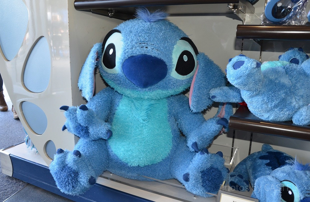 スティッチ特大ぬいぐるみ| キャステル | CASTEL ディズニー情報