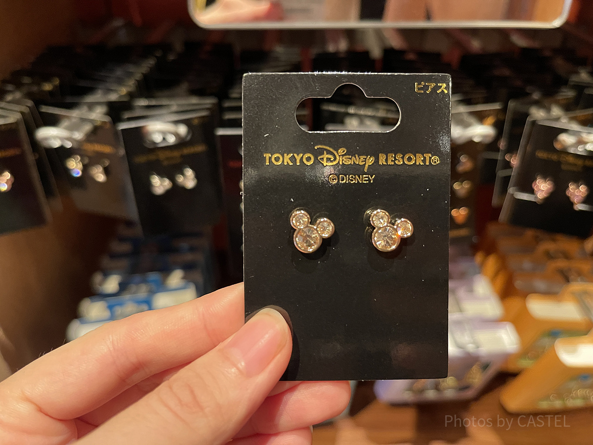 ミッキーシェイプ ゴールドピアス| キャステル | CASTEL ディズニー情報