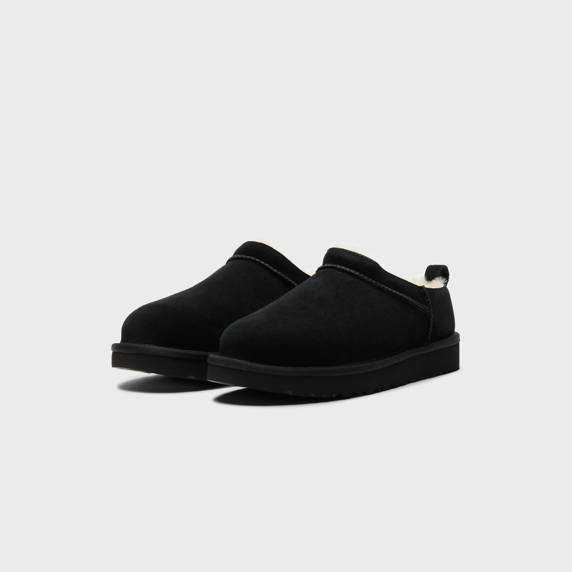 UGG WMNS Classic Ultra Mini Platform - Black – Kith Canada