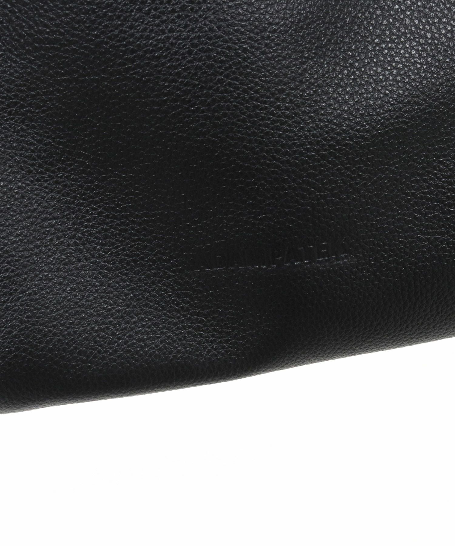 ADAM PATEK(アダムパテック)】new shrink leather drawstring minibag