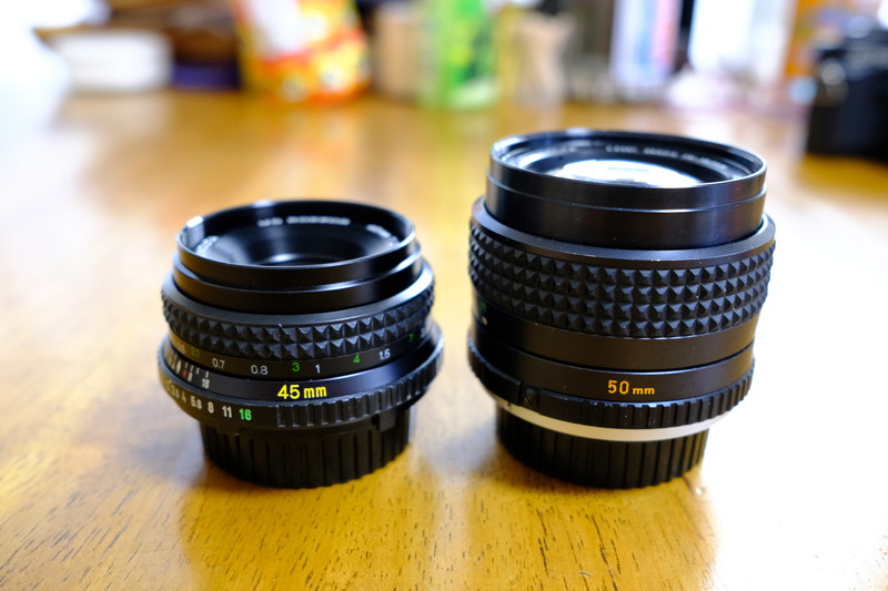 ミノルタのパンケーキレンズ「MD ROKKOR 45mm F2」 – カメトリ