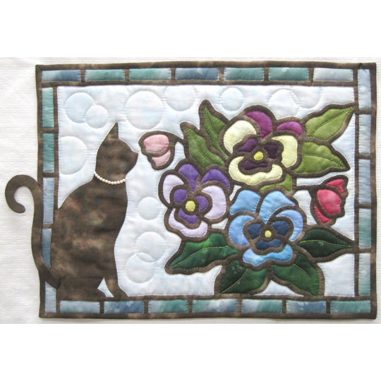 ハンドメイド】ステンドグラスキルトタペストリー 招き猫と寒椿