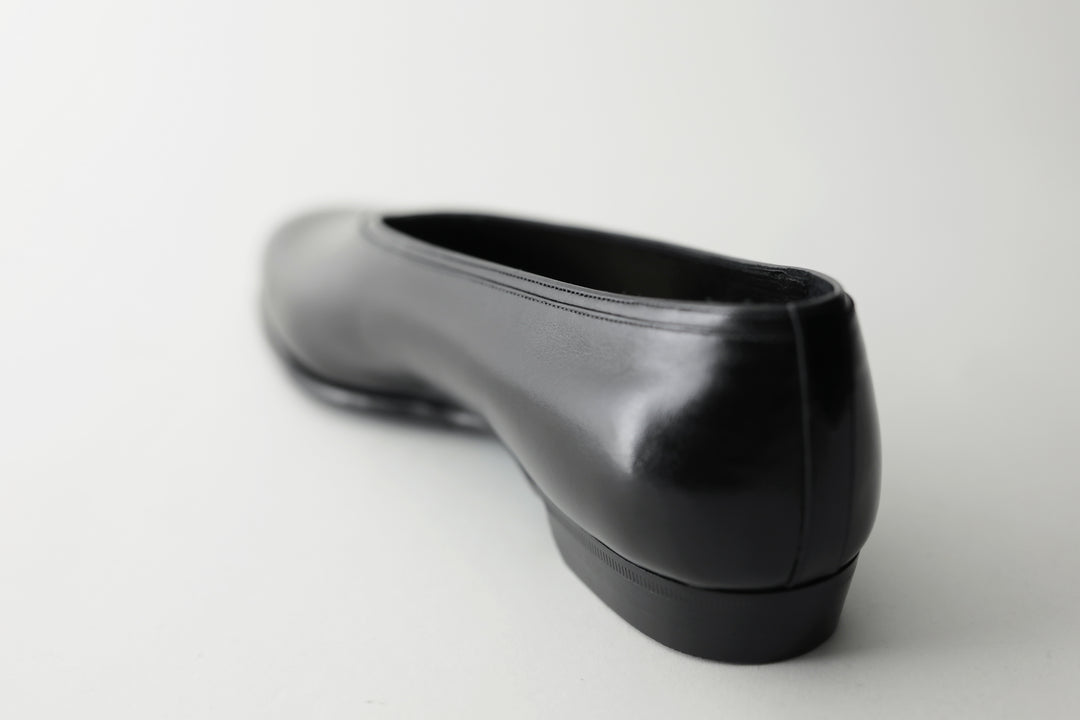 STYLE. 8_010 V.CUT – CALMANTHOLOGY