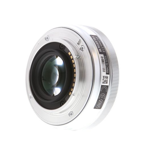 FUJIFILM XF 27mm f/2.8 Fujinon APS-C Lens for X-Mount, Silver {39}