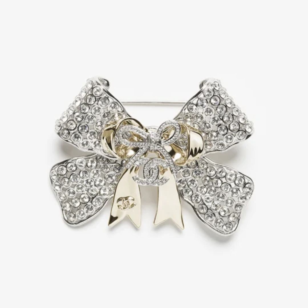 リボン型が特徴☆】CHANEL 25K ブローチ (CHANEL/ブローチ・コサージュ