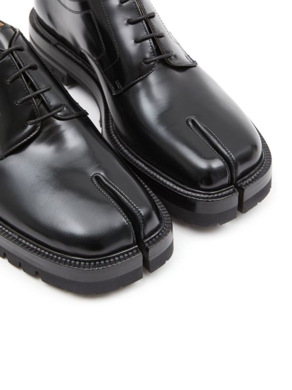 Maison Margiela Tabi ダービーシューズ | ブラック | FARFETCH JP