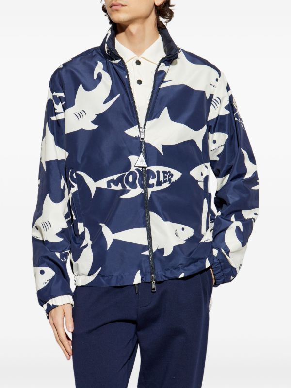 Moncler シャークプリント ボンバージャケット | ブルー | FARFETCH JP
