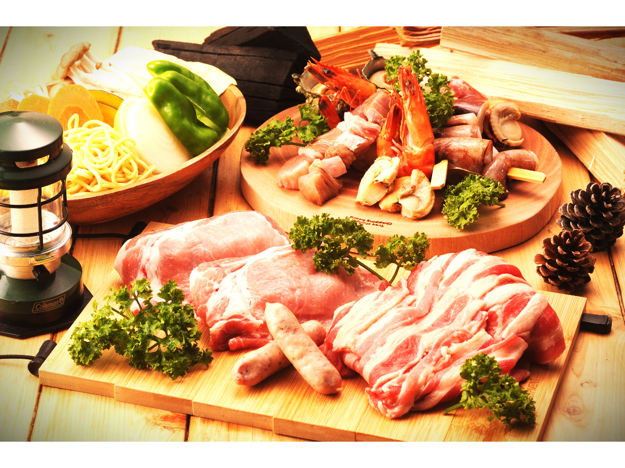 箱根・芦ノ湖湖畔で楽しむ手ぶらでBBQ】芦ノ湖キャンプ村コース4時間