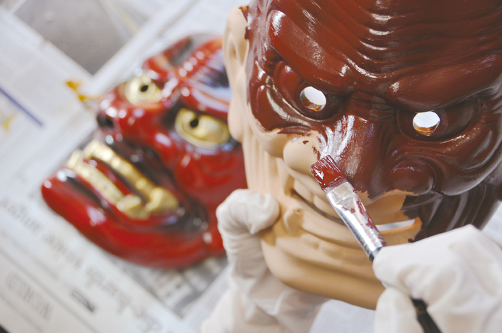 神楽面（鑑賞用）の彩色体験/高千穂町観光協会 - じゃらん遊び体験