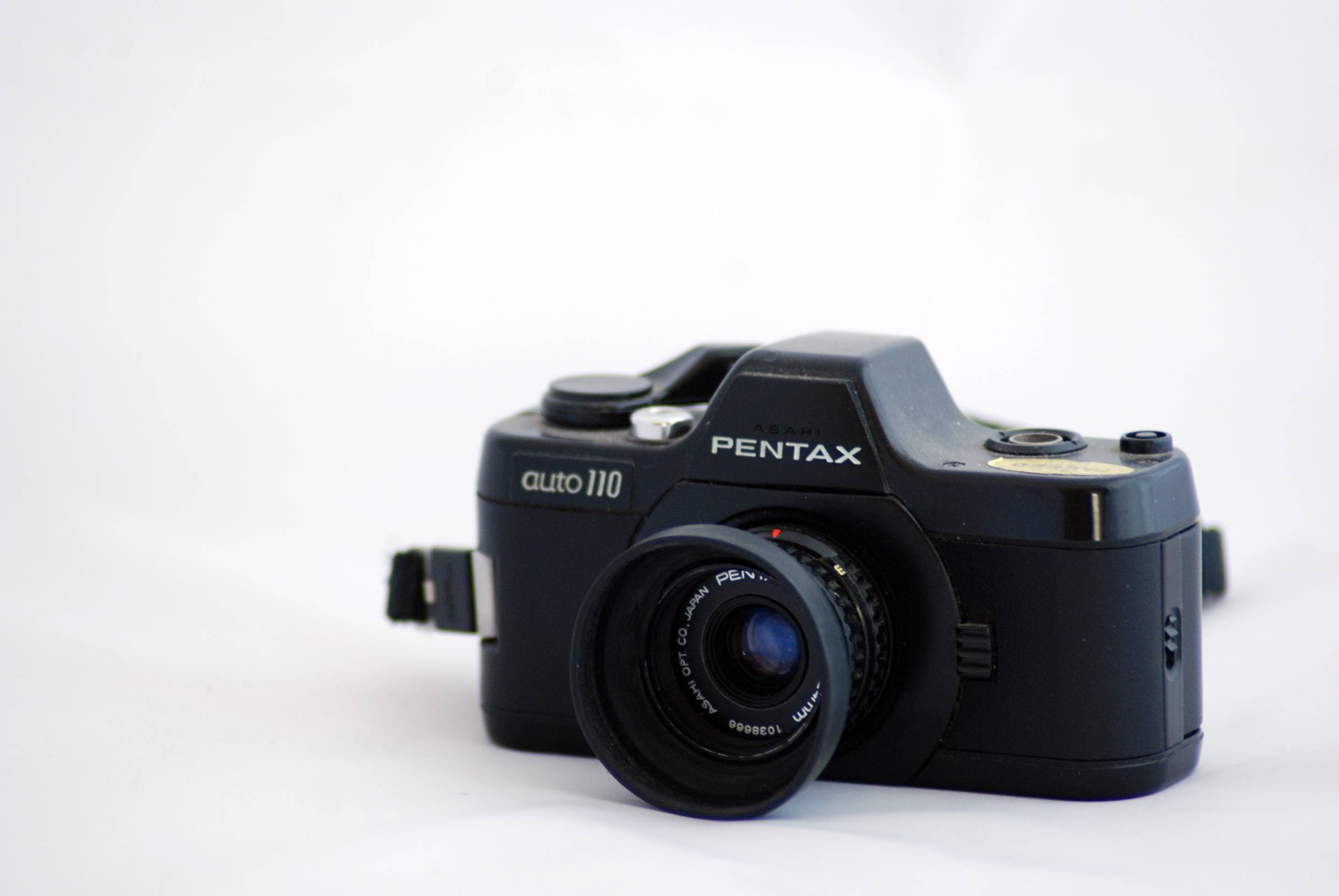 Lomopedia: Pentax Auto 110 · Lomography