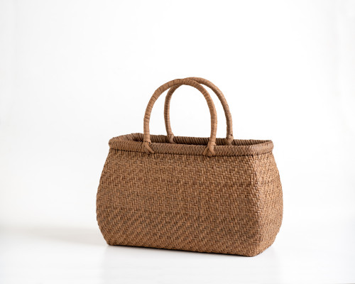 山葡萄カゴ 極細網代編み - 鷹山 山葡萄つる工房 笹野一刀彫