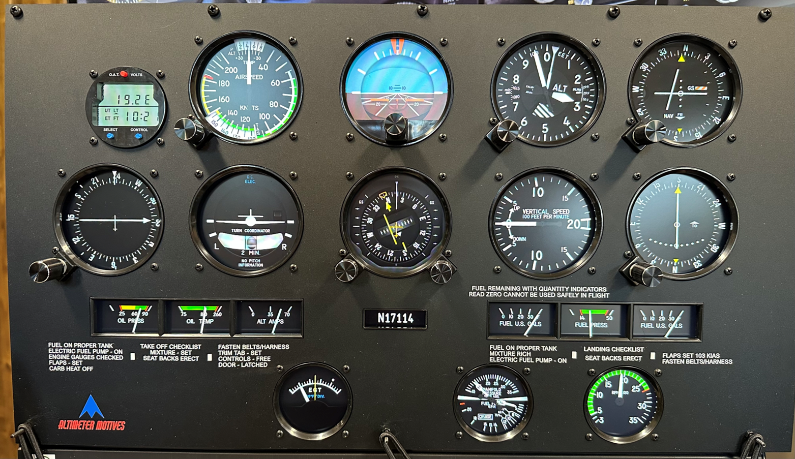 Altimeter Motives Reveals New PA28 Panel - FSNews