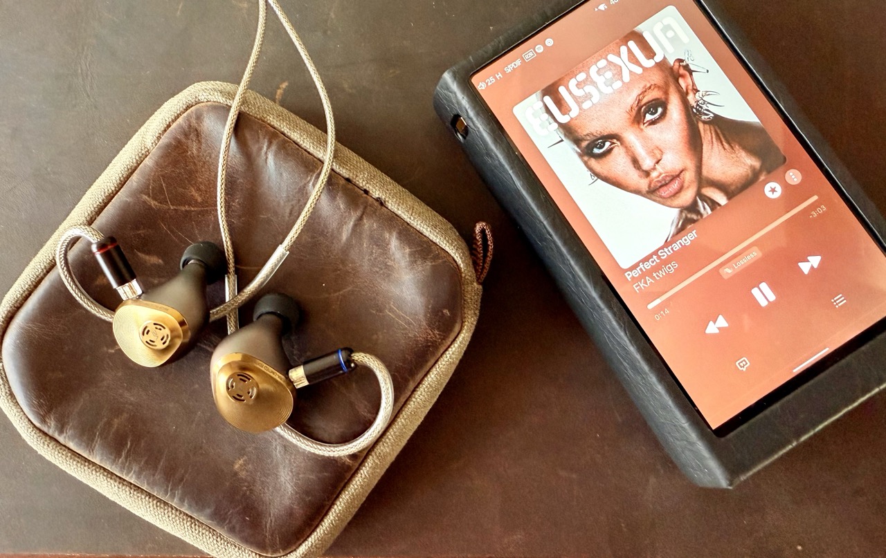 Vision Ears Aura | Headphone Reviews and Discussion - Head-Fi.org