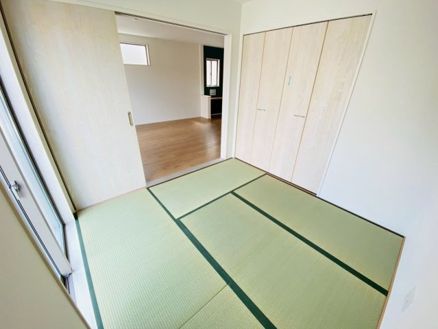 よかタウン／南区出仲間7丁目3期／1号棟 メインの洋室はバルコニー