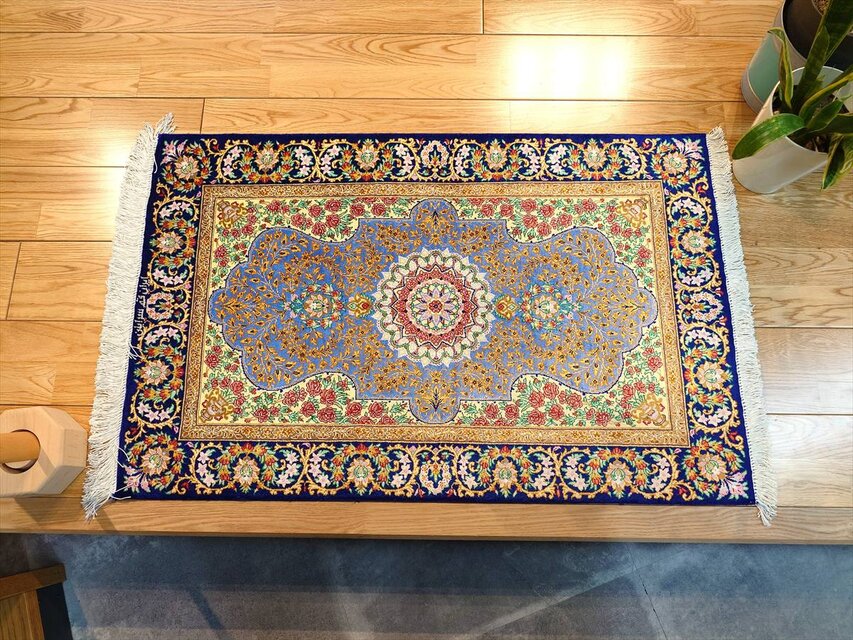 ペルシャ絨毯 クム産 美品 ヴィンテージラグ 79x52㎝ 145×102cm