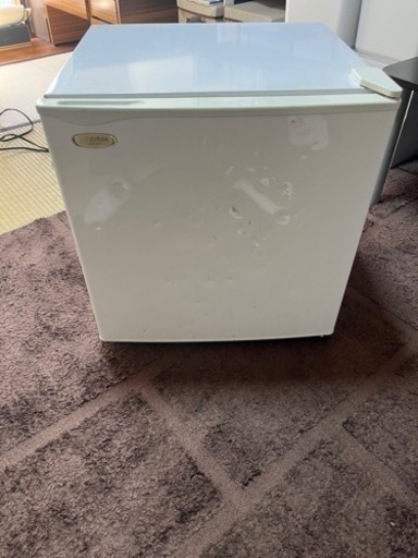 冷蔵庫立方体（Elabitax） (西澤 雄太) 安茂里のキッチン家電《冷蔵庫