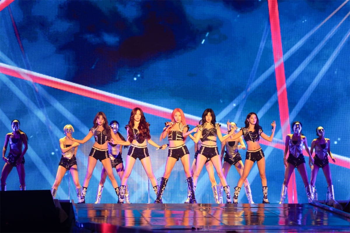 G)I-DLE Kicks Off Third World Tour in Seoul with Spectacular