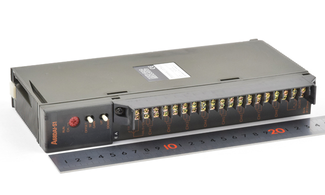 三菱 ディジタル−アナログ変換ユニット A68DAI-S1 | 保守部品.com