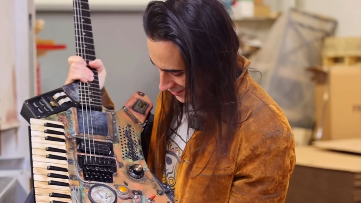 Nuno Bettencourt's part-guitar, part-keytar Mad Max creation