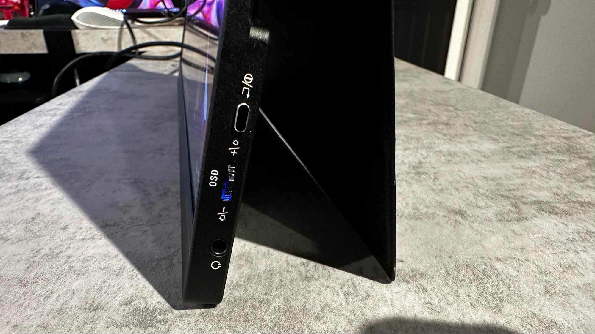 Arzopa G1 Game Portable Monitor Review: 144 Hz Gaming Value