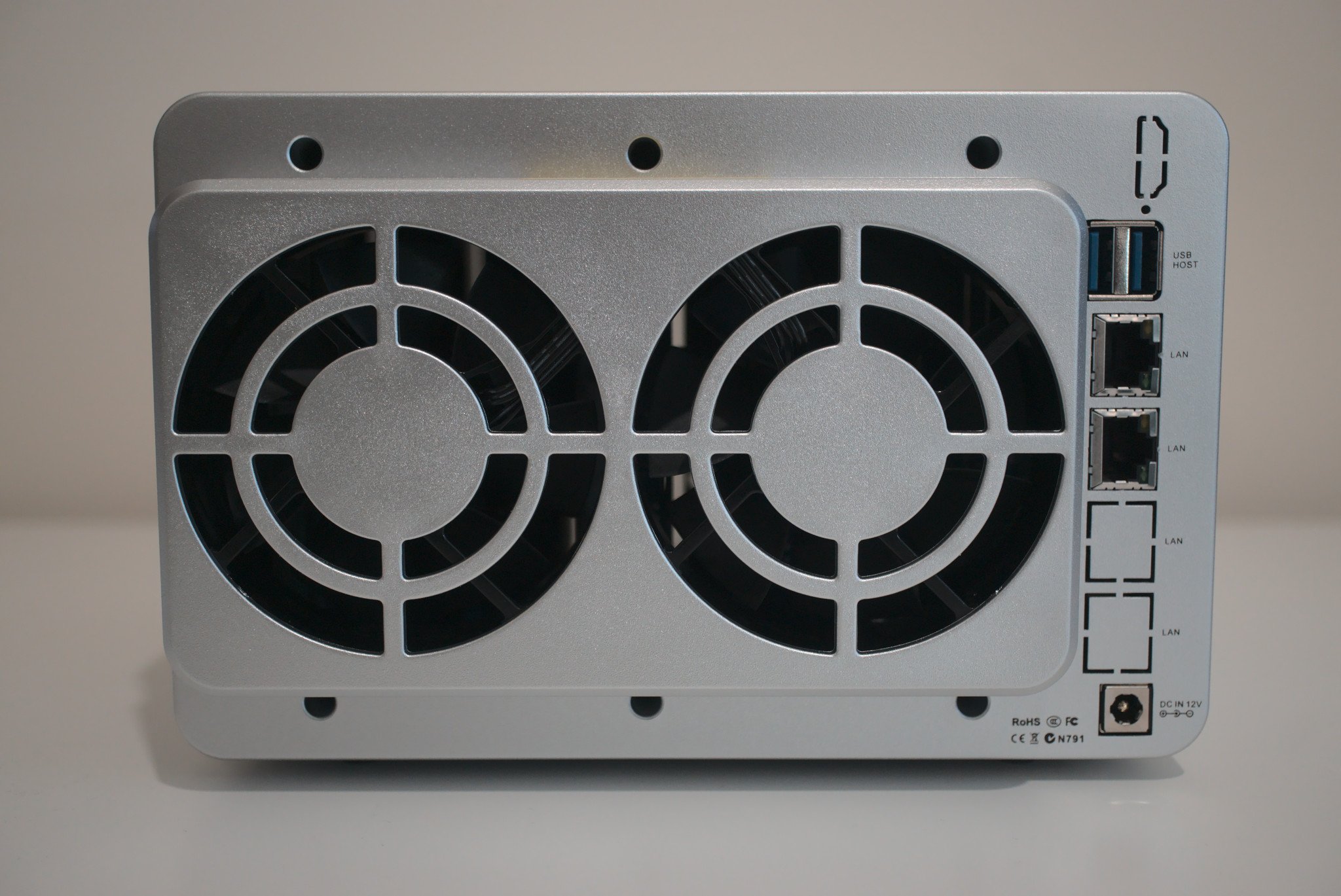 TerraMaster F5-221 review: Big in capacity and value, but falls a