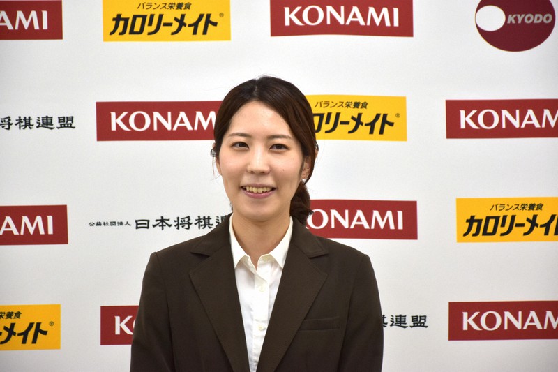 里見香奈女流王座、プロ編入試験受験を発表 「全力尽くします」 | 毎日新聞