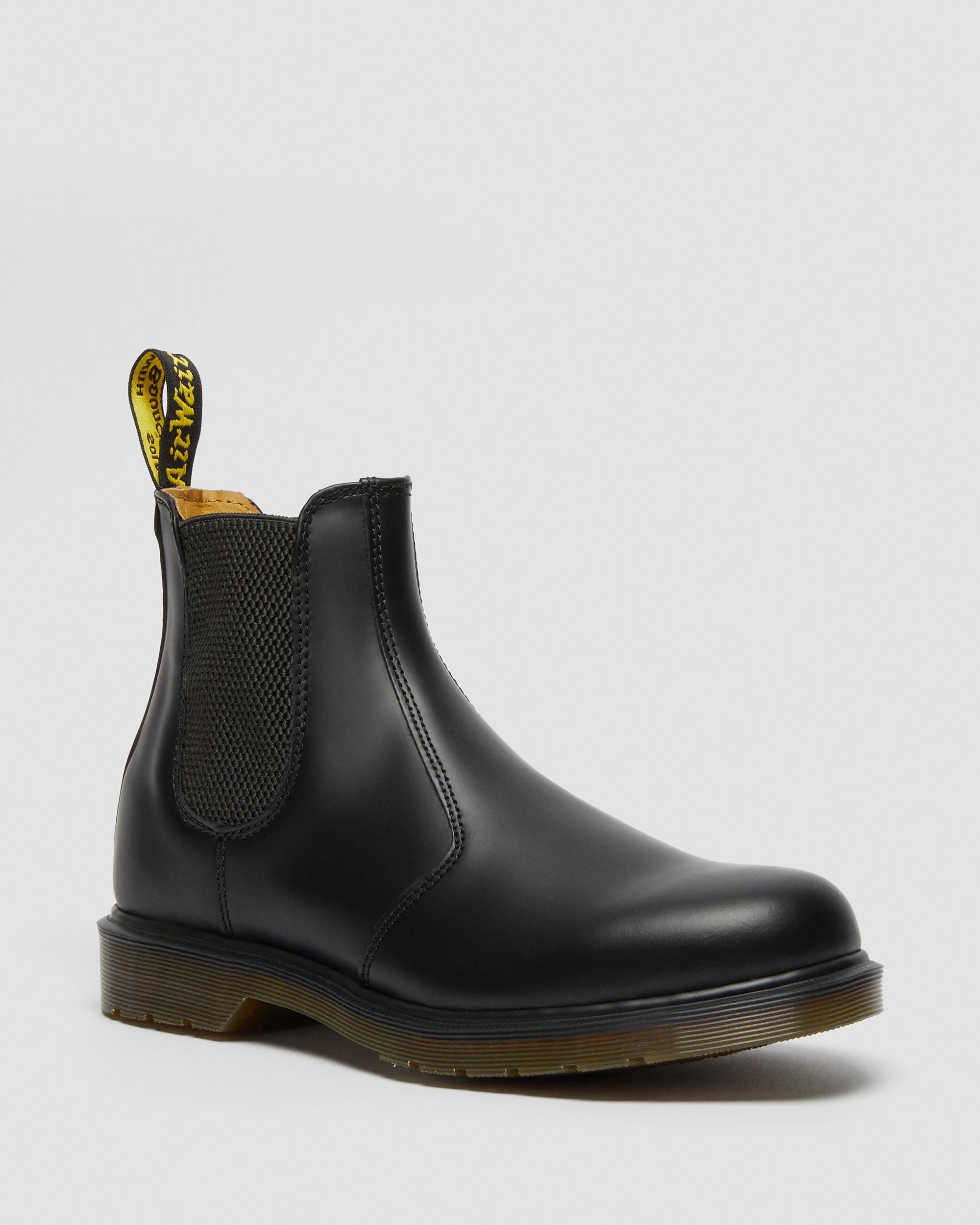 2976 Smooth Leather Chelsea Boots in Black | Dr. Martens