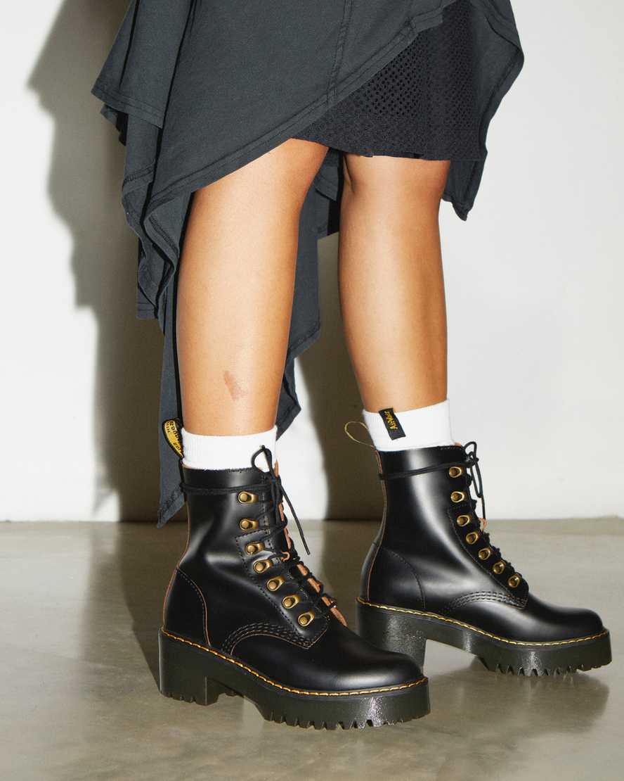 Leona Women's Vintage Smooth Leather Heeled Boots | Dr. Martens ReWair