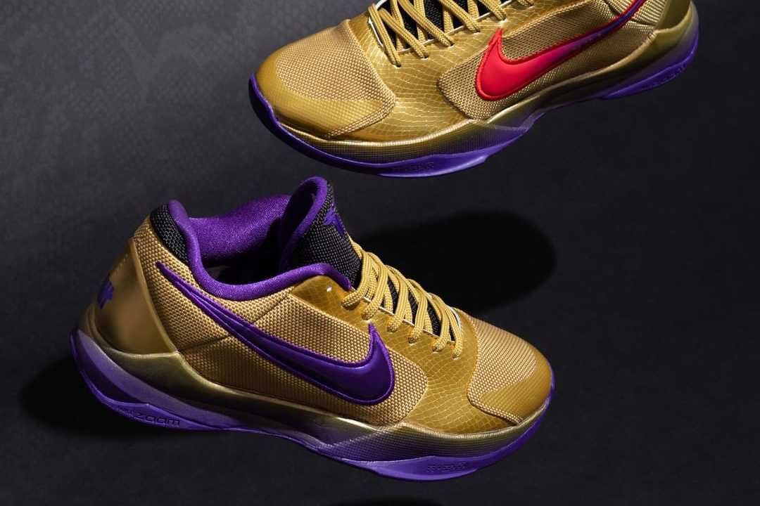スニダンで購入可】5/15発売 UNDEFEATED × NIKE KOBE 5 PROTORO 