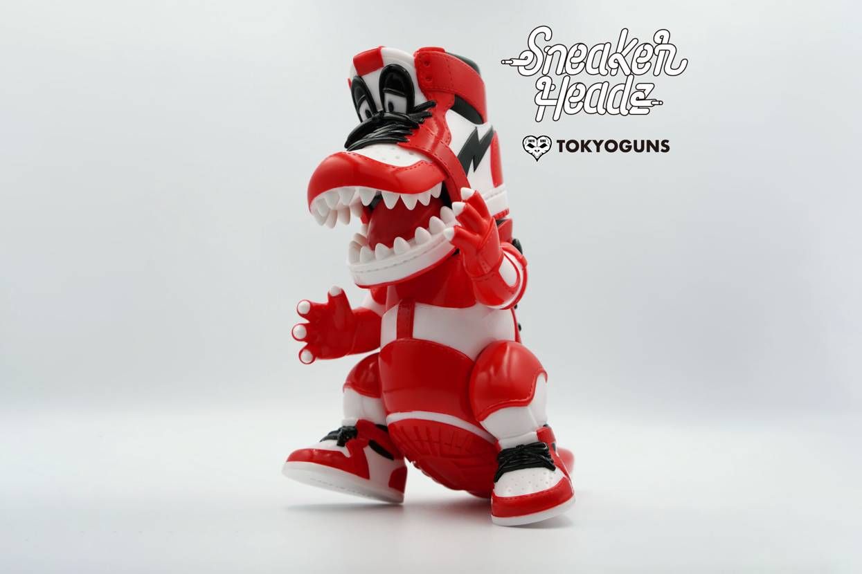 TOKYOGUNSの人気ソフビシリーズ「怪獣スニーカーヘッド」のシカゴ