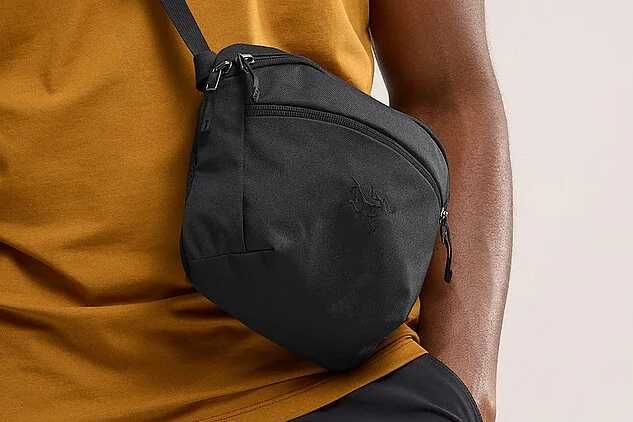 アークテリクスのショルダーバッグ」9種類を紹介！スタイリッシュな